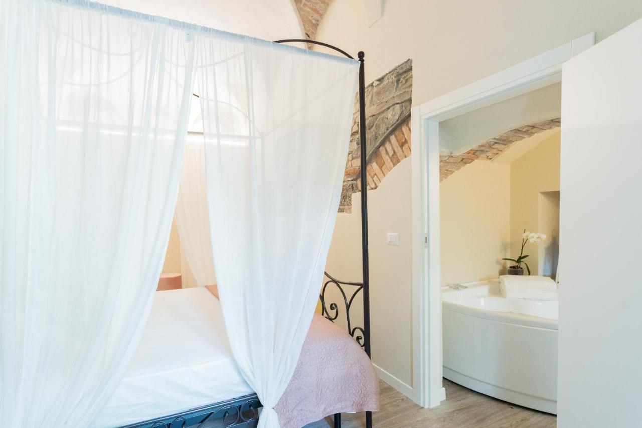 Romantic Escape City Centre With Jacuzzi & Parking By Rent All Como Dış mekan fotoğraf