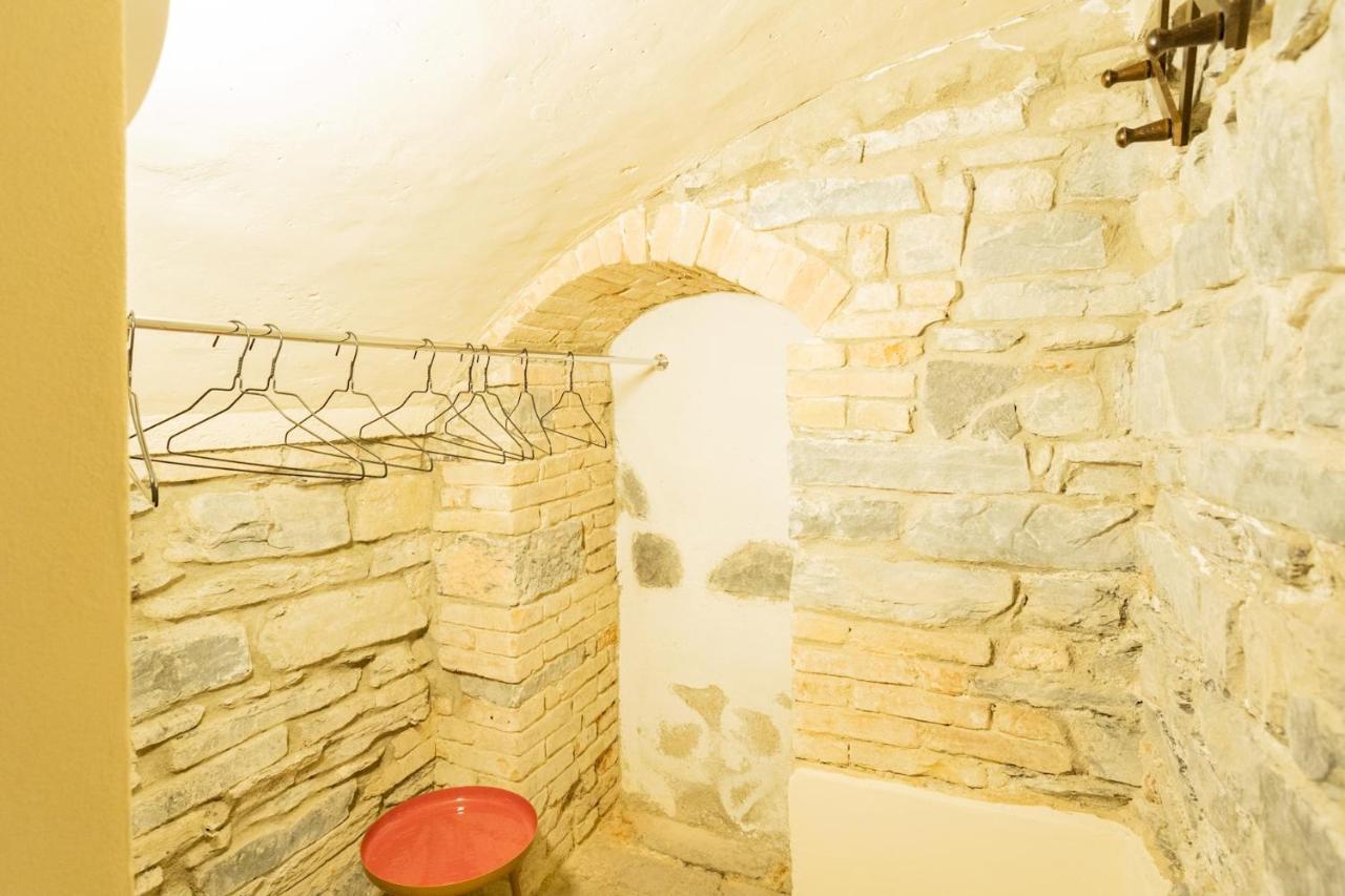 Romantic Escape City Centre With Jacuzzi & Parking By Rent All Como Dış mekan fotoğraf