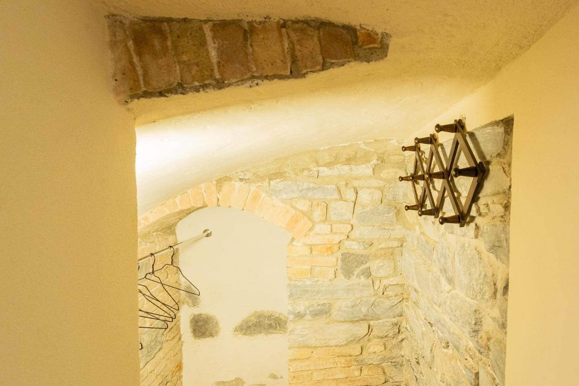Romantic Escape City Centre With Jacuzzi & Parking By Rent All Como Dış mekan fotoğraf