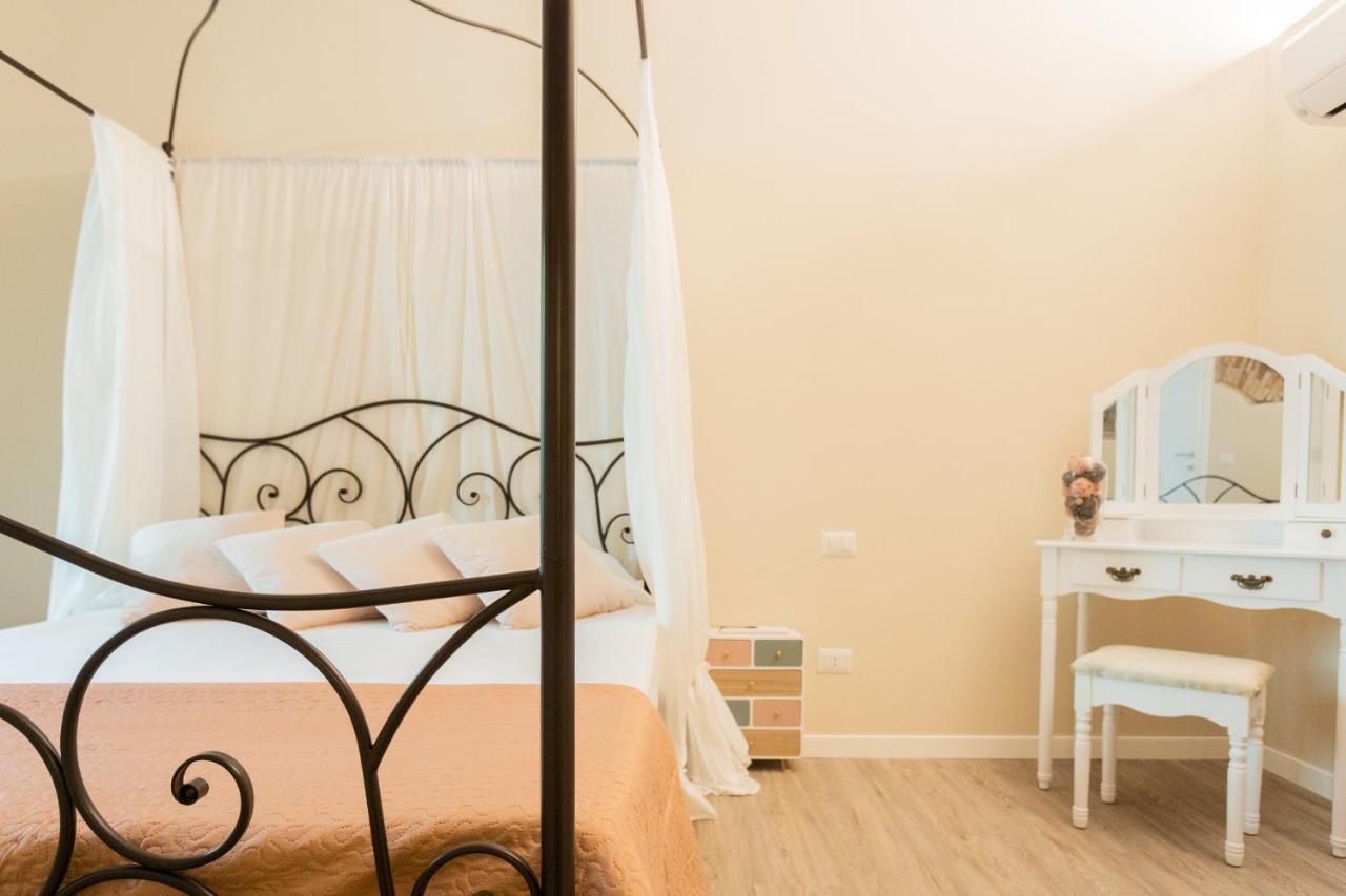 Romantic Escape City Centre With Jacuzzi & Parking By Rent All Como Dış mekan fotoğraf